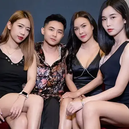 เด็กเอนผู้ชาย